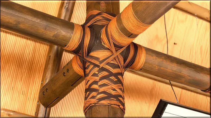 Coconut sennet lashing on a timber crossbeam